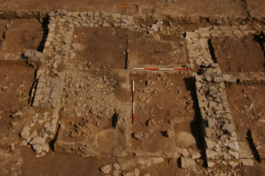 Room 2 - with tent removed. Among the amazing finds in this room were what may amount to several items of armour (see photo on the finds page). The room has been excavated in 4 rectangular pits. The remaining dividing, unexcavated, parts are left so that the archaeologists have a visual record (as well as the ongoing records kept) of the different layers of activity. 